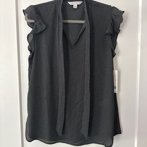 Blouse with ruffle sleeve